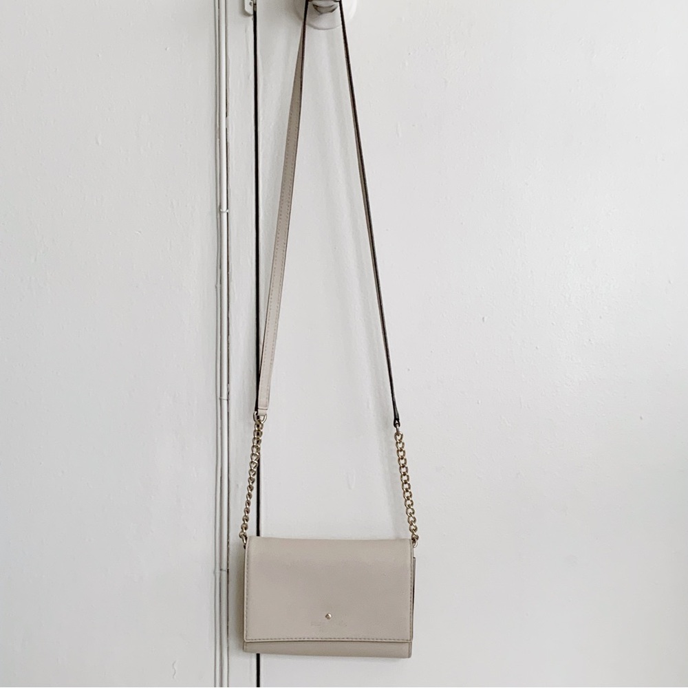 Kate Spade Cedar Street Cami Crossbody bag everyday small crisp linen neutral